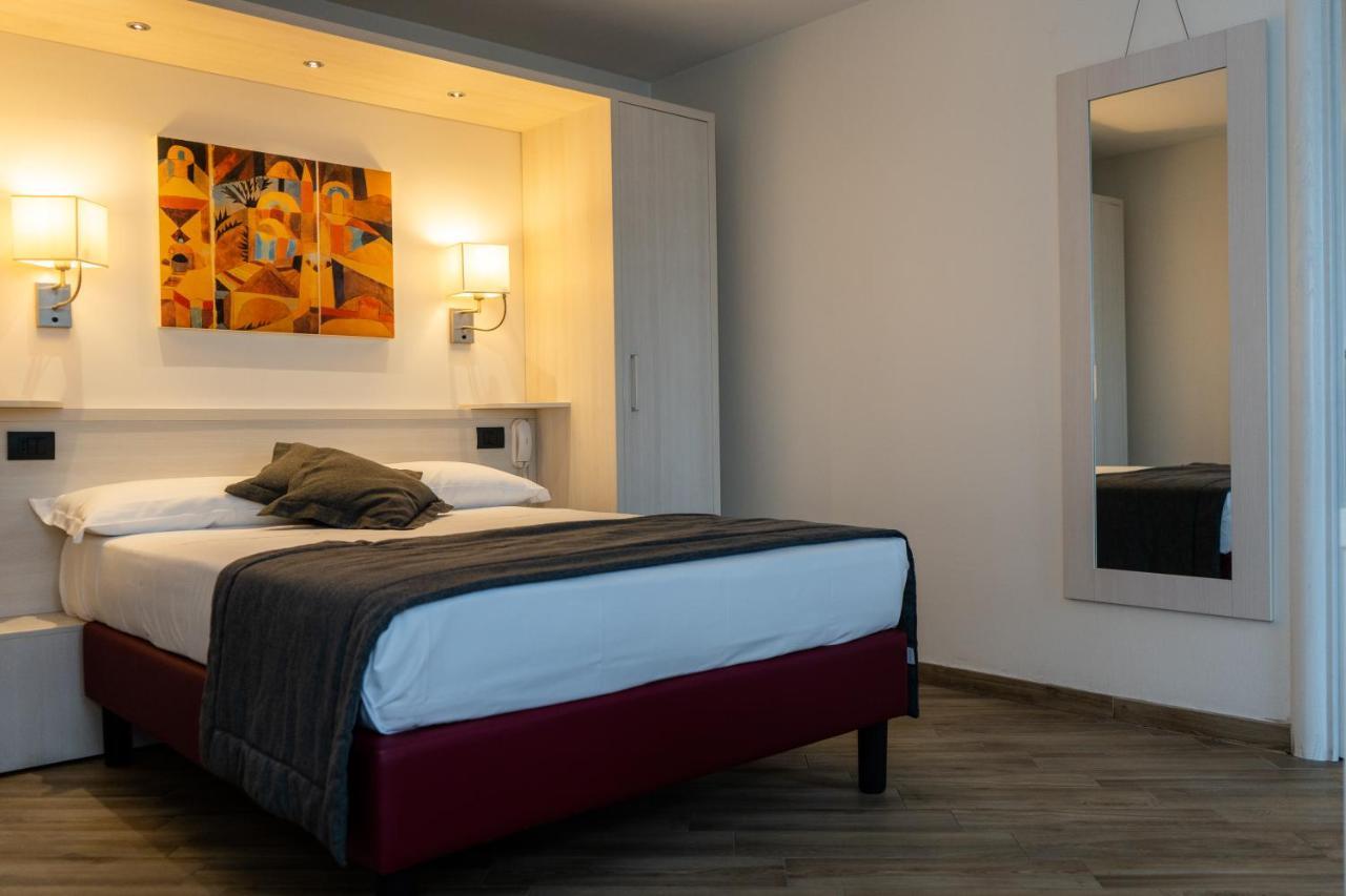 Astra Roma Apartments Luaran gambar